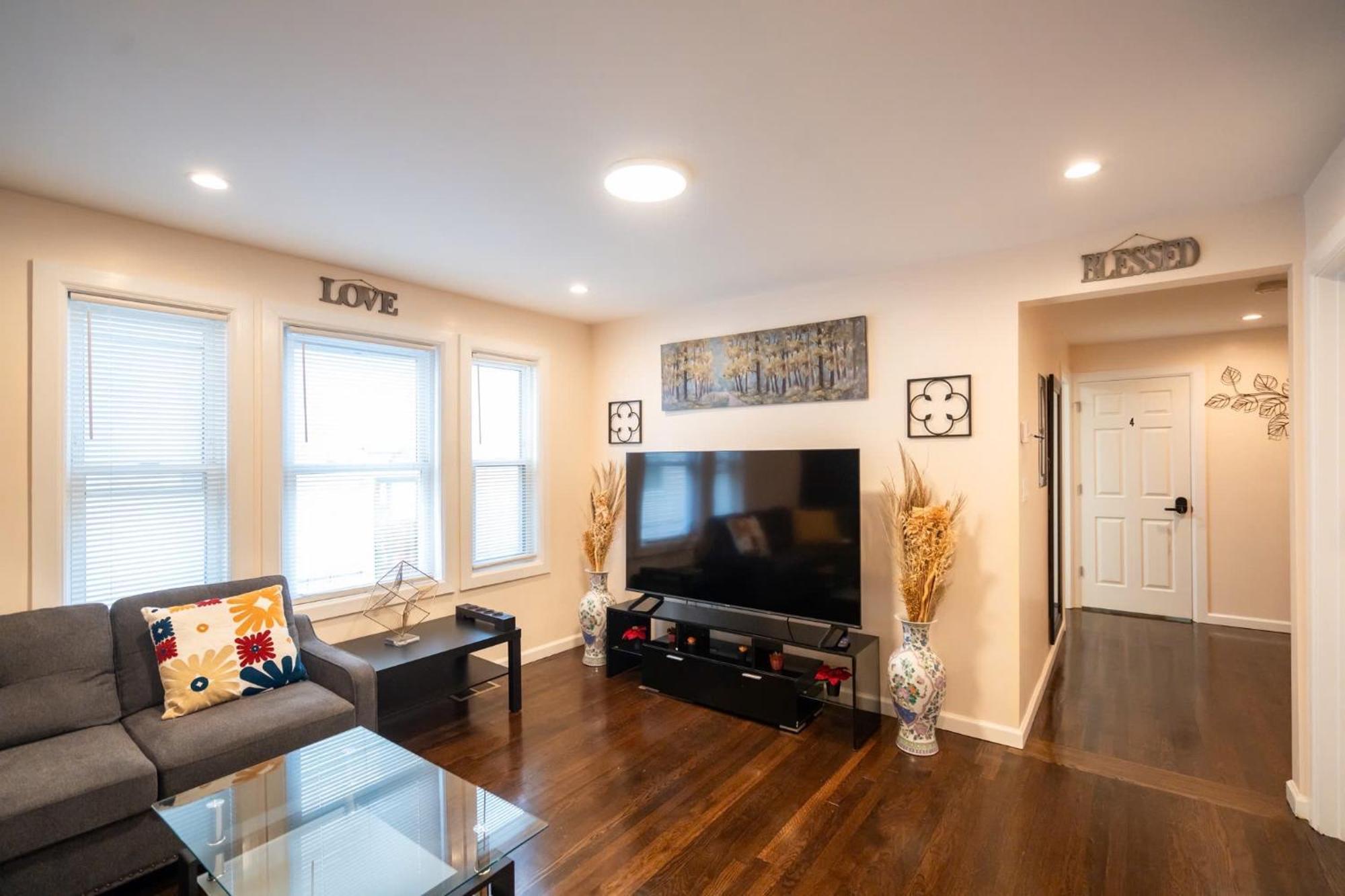 30-1 4Br Boston - Comfortable Apt Near Mbta מראה חיצוני תמונה