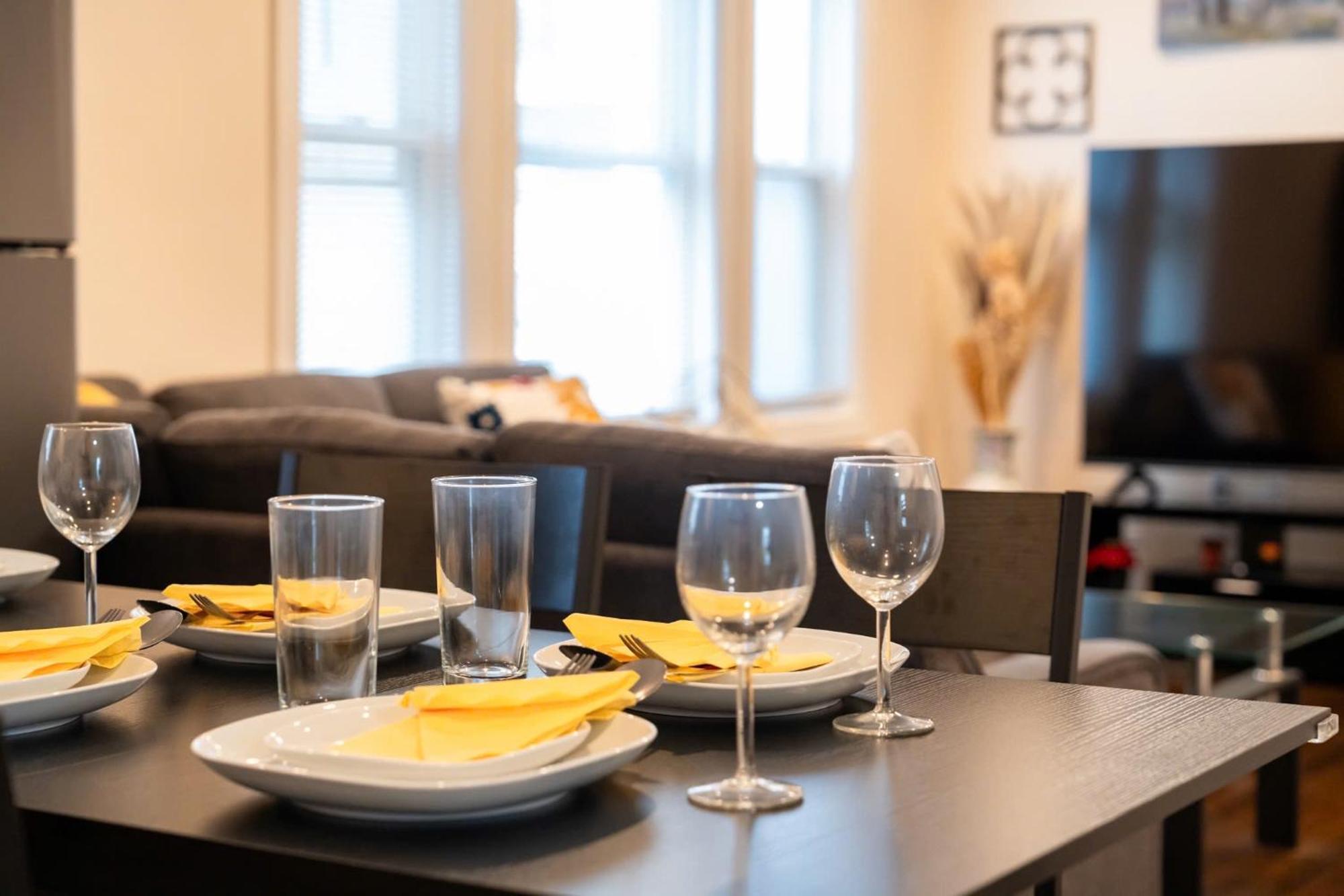 30-1 4Br Boston - Comfortable Apt Near Mbta מראה חיצוני תמונה