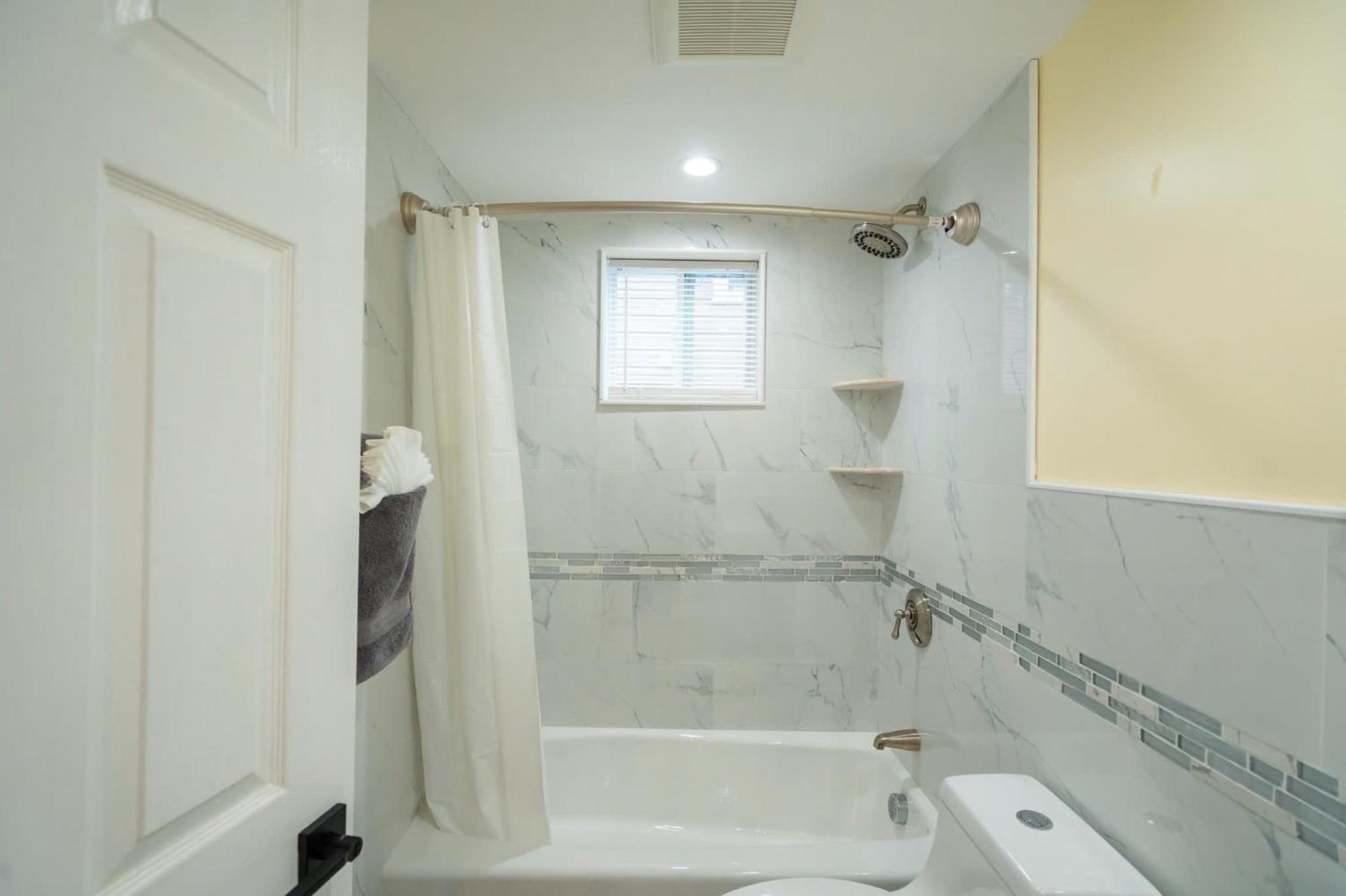 30-1 4Br Boston - Comfortable Apt Near Mbta מראה חיצוני תמונה